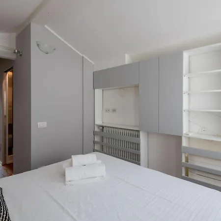 S Agostino - Porta Genova Lägenhet Milano