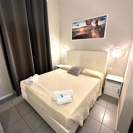 Golden Hotel 3*
