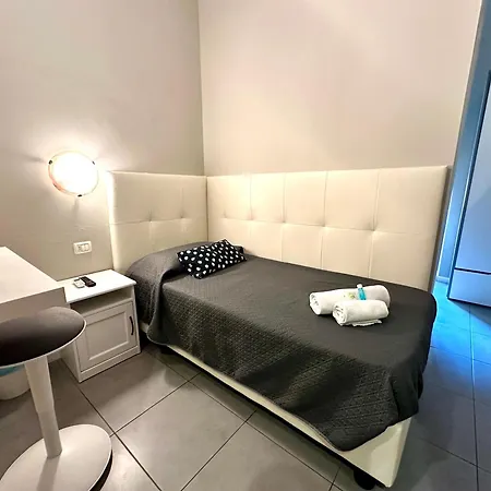 Golden Hotel 3*