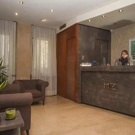 Zara Hotel 3*