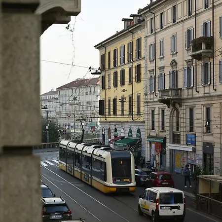 Milano Suite Home Apartament Mediolan