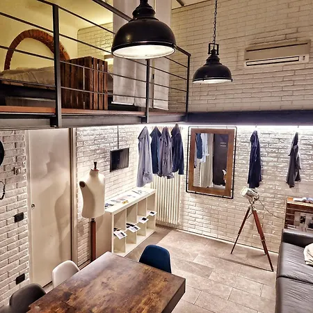 Appartamento Loft Centro, 10 Min From Duomo *