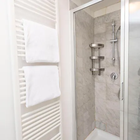 Le Corti Degli Artisti - Navigli *