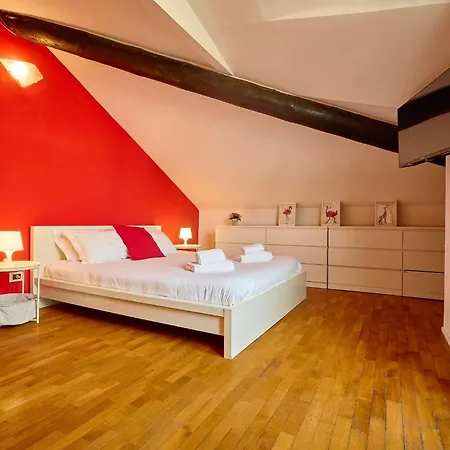 Apartment Moscova Charme *