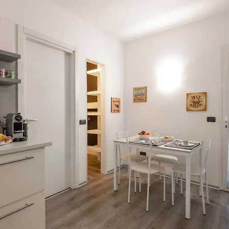 Bnbutler - Archimede 53 - Bright *