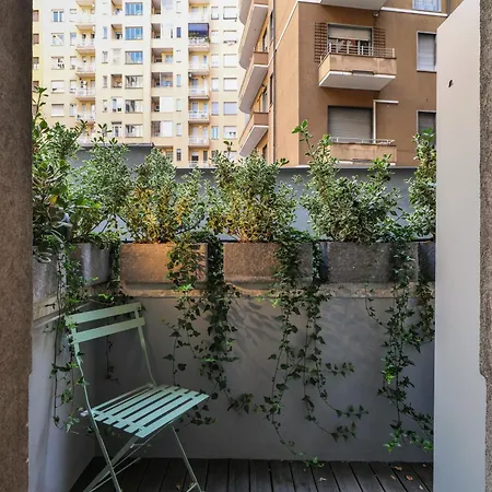 Elegant In Repubblica Brera Appartement