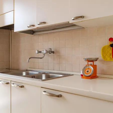 Apartment Palazzo Lombardia - Station - Bighome