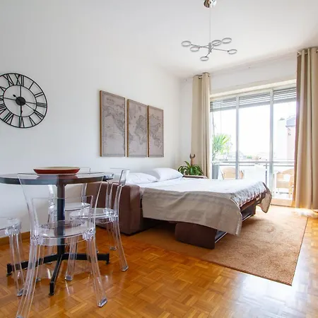 Apartment Palazzo Lombardia - Station - Bighome Milan