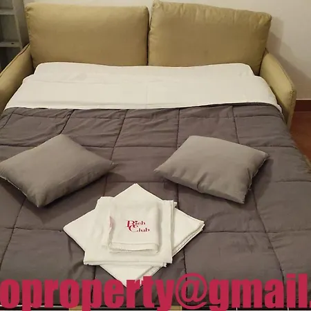 Duomo1vip Apartamento *