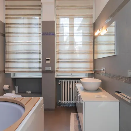 Ihost Luxury Center - Bellini 4 Hotel