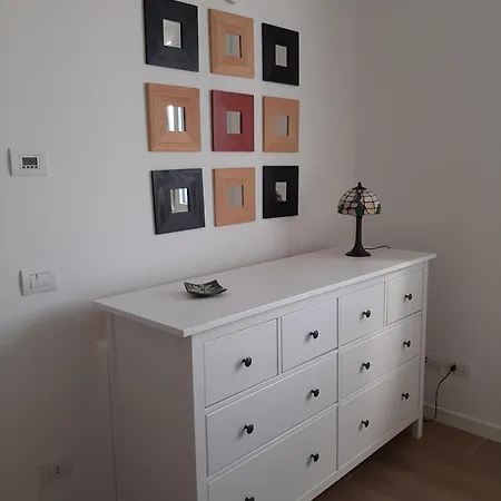 Ampio Bilocale Di Nuova Costruzione Tra Aree Verdi * Milánó