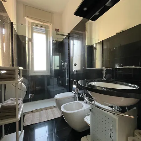 Pied A Terre Sant'agostino Milan