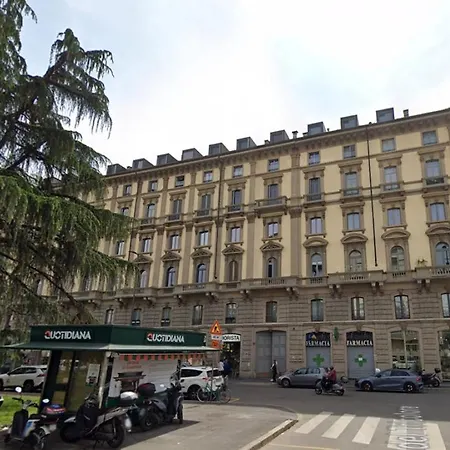 Tricolore Milan