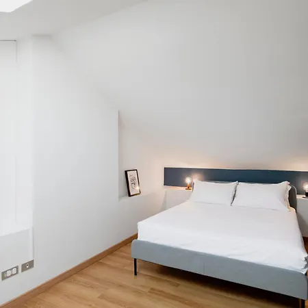 아파트 Relstay - Arco Della Pace - Sunny Loft 밀라노