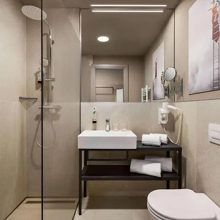 Amedia Milan, Trademark Collection By Wyndham 4*