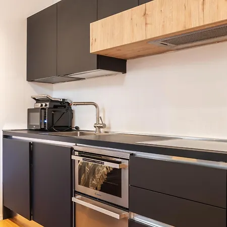 Apartment Fontana Milan