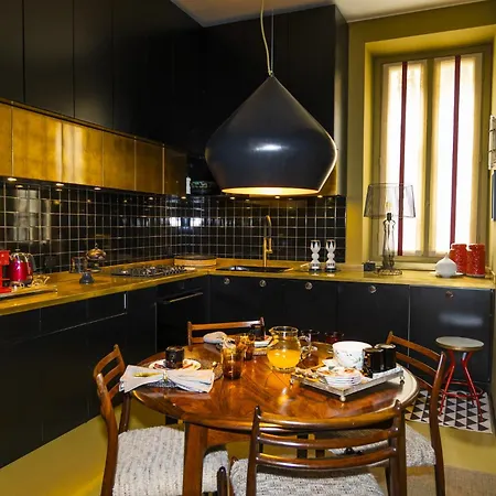 Luxury Bohemian With Private Garden In *