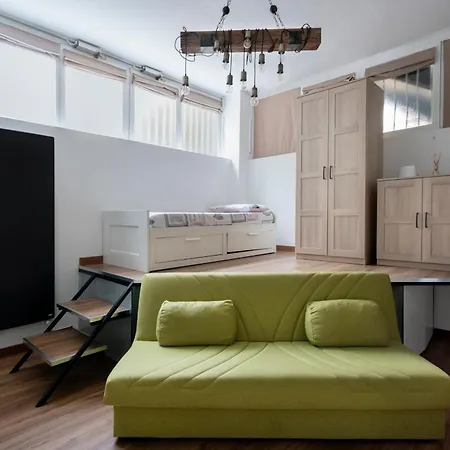 Elegant Sweet - Milan, 15 Minute Duomo Apartment