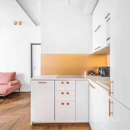 Domusmi Cybo-2 * Milan