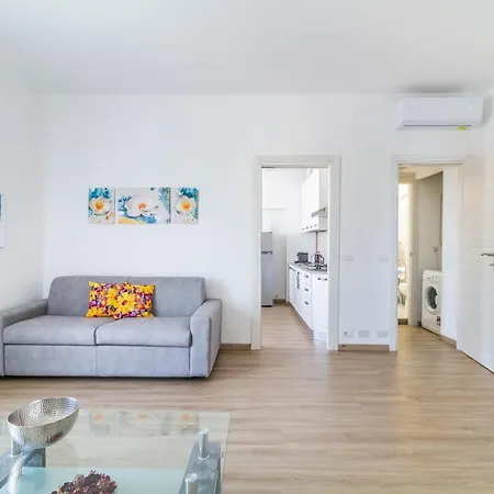 Domusmi Benedetto 28 *