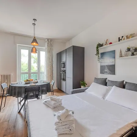 Giambellino, 128 - Al Giambellino, Ampio E Comodo *