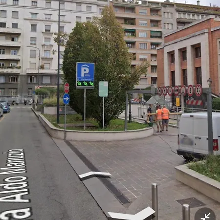 Open Space In Porta Venezia *