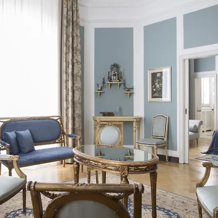Grand Et De - The Leading Of The World 5*