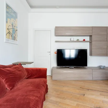 Appartement Easytopstay - Porta Romana Comfy *