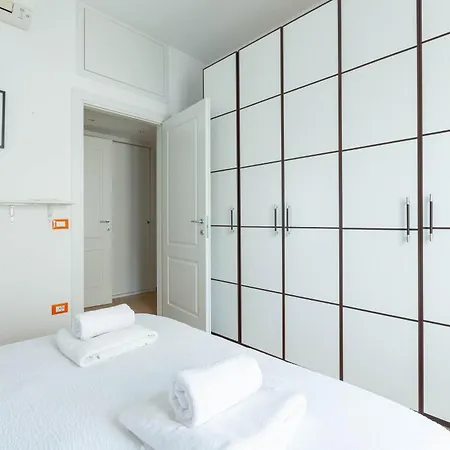 Appartement Easytopstay - Porta Romana Comfy