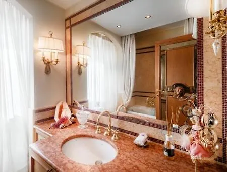 Panoramic Luxury Penthouse 6 People ميلان