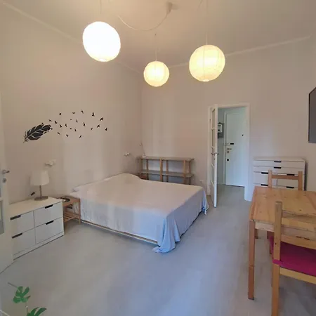 Hbhall Residenze Darsena Apartament