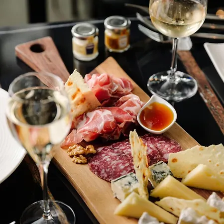 Dei Cavalieri Duomo Otel 4*