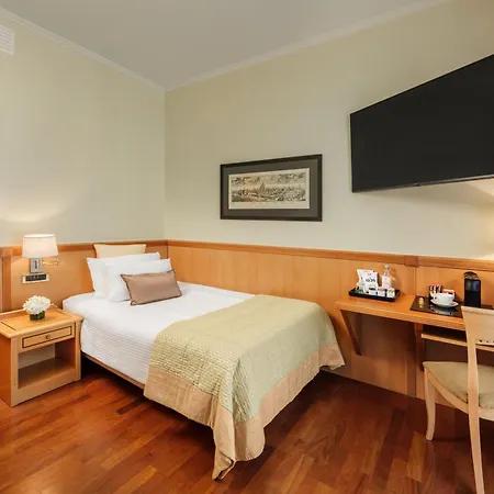 Dei Cavalieri Duomo 4* Milano