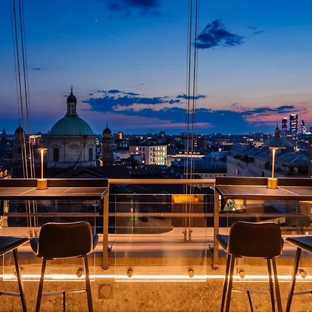 The Square Duomo - Preferred & Hotel Milão