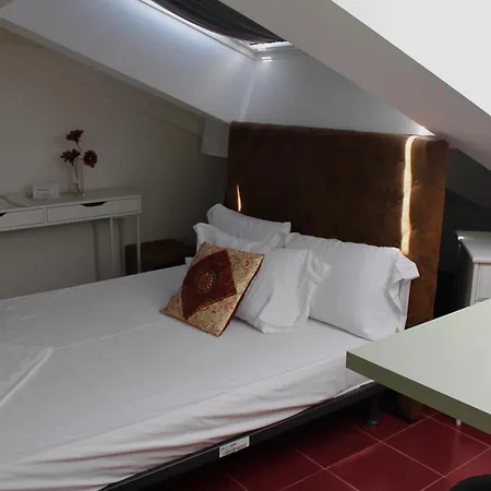 Mercanti Attic Version Apartment *