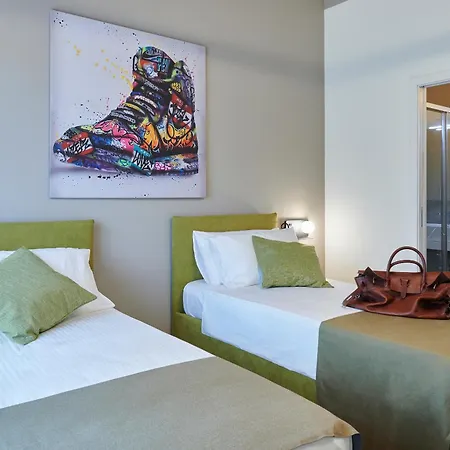 White Ribbon Mediolan