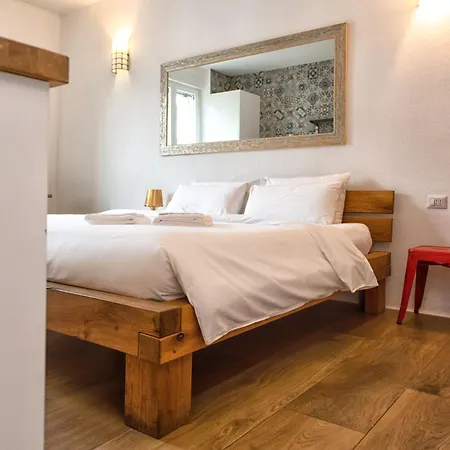 Luxury Cozy By Station - Cafe ميلان