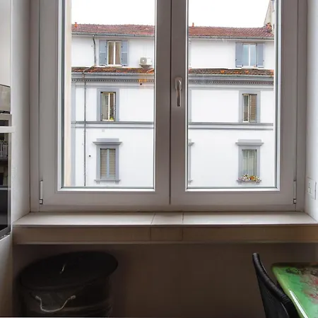 Luxury Cozy By Station - Cafe ميلان