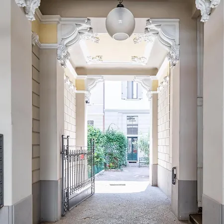 Isola - Flat Apartment Mailand