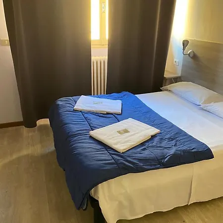 Hotel Galla *