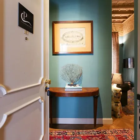 Prestige Boutique - Montenapoleone Lejlighed 4*