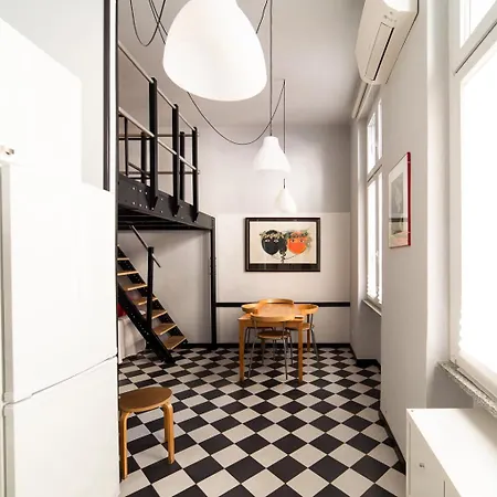 Hbhall Residenze Darsena Mediolan