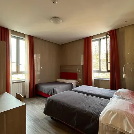 Midway Hotel Milán