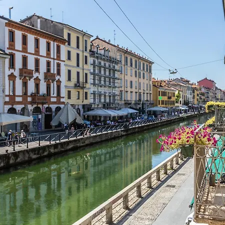 Apartment - Alzaia Naviglio Grande