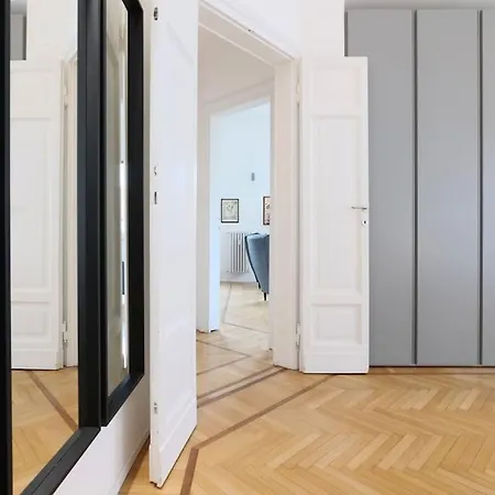 Apartmán Contempora - Trilocale Podgora 10 Milán