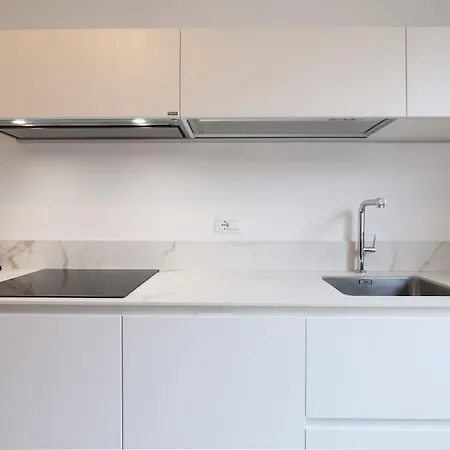 Contempora - Trilocale Podgora 10 Milán