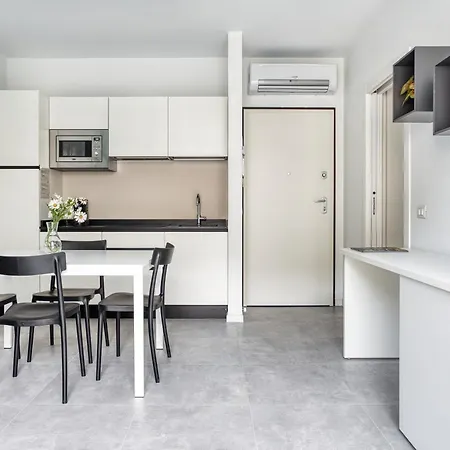 Sleek Abode In Maciachini Apartment Milan