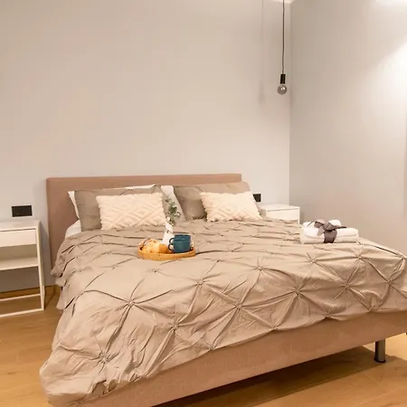 Ihost Luxury -private Parking- Plana 4 Apartment Milan