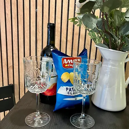 La Bella Charme 3 Km Away From Duomo/ Netflix & Wi-fi Included * Mailand