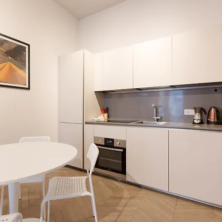 Guesthost - Cordusio Enchanting * Milano